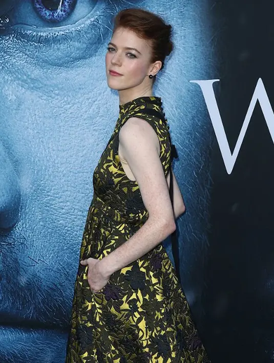 Kabar soal pertunangan diumumkan Rose dan Kit lewat tulisan di surat kabar London Times bulan lalu. mereka pun memulai hubungannya sejak tahun 2012, setahun setelah itu hubungannya pun kandas di tengah jalan. (AFP/Frederick M.Brown)