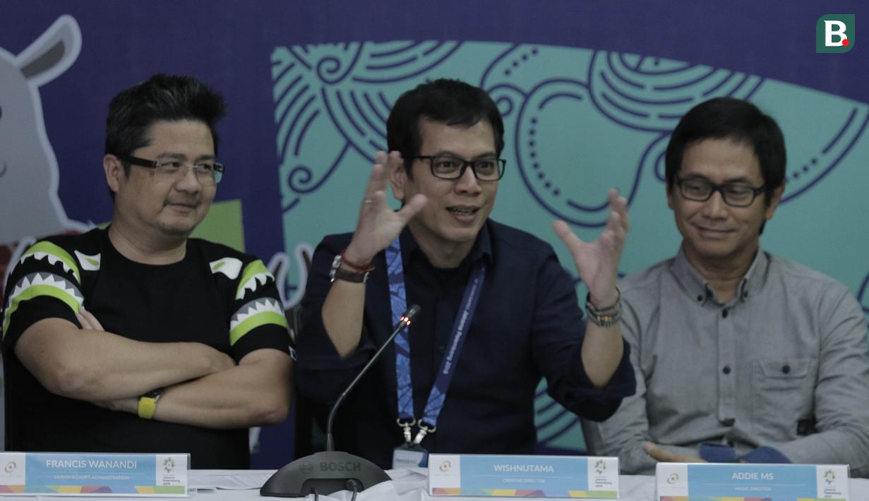 Creative Director, Wishnutama, saat jumpa pers di Kantor Inasgoc, Senayan, Jakarta, Minggu (27/5/2018). Pembukaan Asian Games 2018 nanti akan menjadi Ajang kolaborasi Putra-Putri terbaik Bangsa Indonesia. (Bola.com/M Iqbal Ichsan)