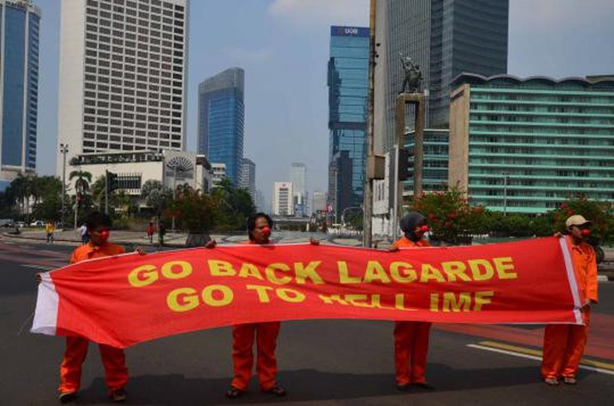 Demo tolak kedatangan IMF ke Jakarta