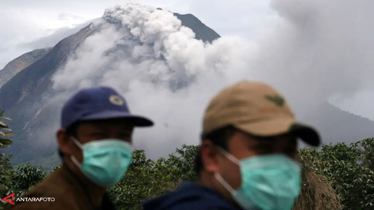 sinabung-pengungsi-130916c.jpg
