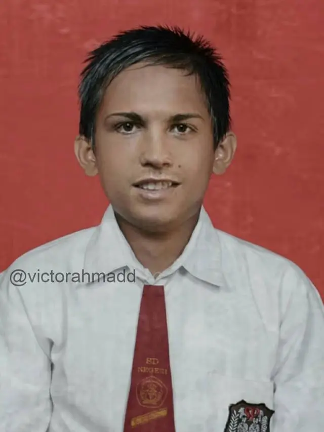 6 Editan Foto Pemain Bola yang Main di Piala Dunia 2022 Jadi Murid di Indonesia, Kocak