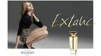 Wangi Rock dan Feminitas dalam Balutan Extatic Balmain