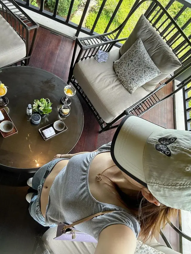 Nayeon Twice di Bali. [Foto: Instagram/nayeonyny]