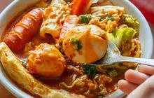 7 Jajanan Gurih Viral yang Wajib Dicoba, dari Gyoza hingga Basreng Basah, Mana Favoritmu saat Musim Hujan?