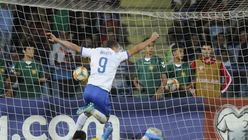 Kualifikasi Euro 2020: Italia Hajar 10 Pemain Armenia