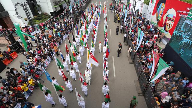 Kemeriahan Parade KAA di Bandung