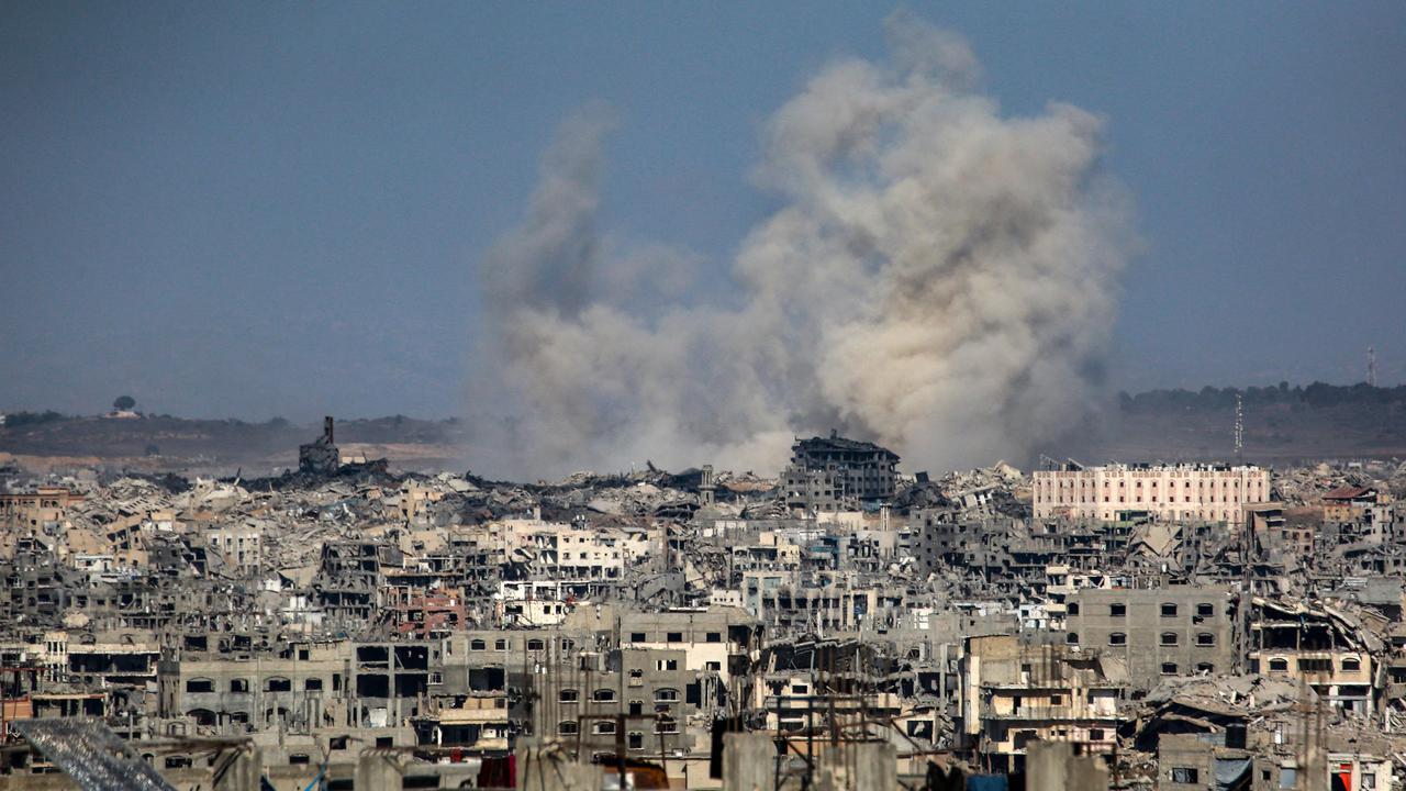 Detik-Detik Pesawat Tempur Israel Membombardir Sekolah di Kamp Pengungsi Gaza, Gadis Kecil Lari Kencang Selamatkan Diri