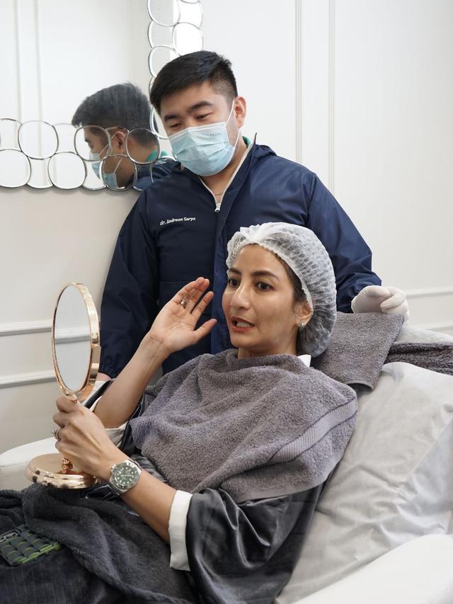 dr Andreas Surya bersama Natasha Dewanti (ist)