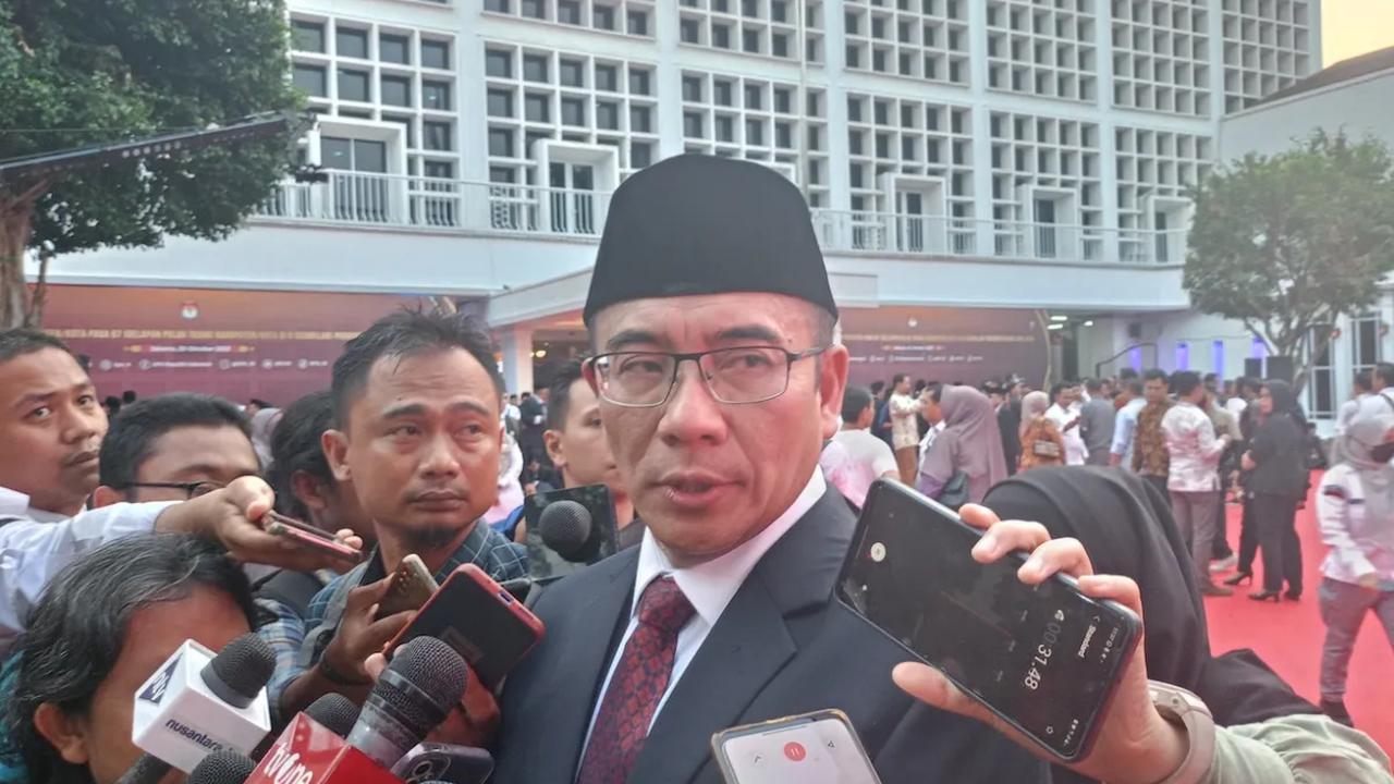Hasyim mengingatkan pentingnya setiap anggota KPU menjaga kode etik dalam tugas sebagai penyelenggara pemilu.