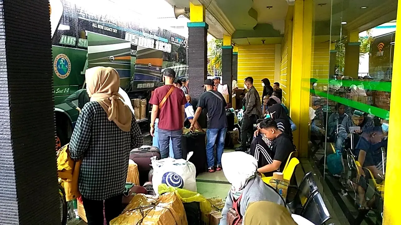 Pool Bus ALS di Medan