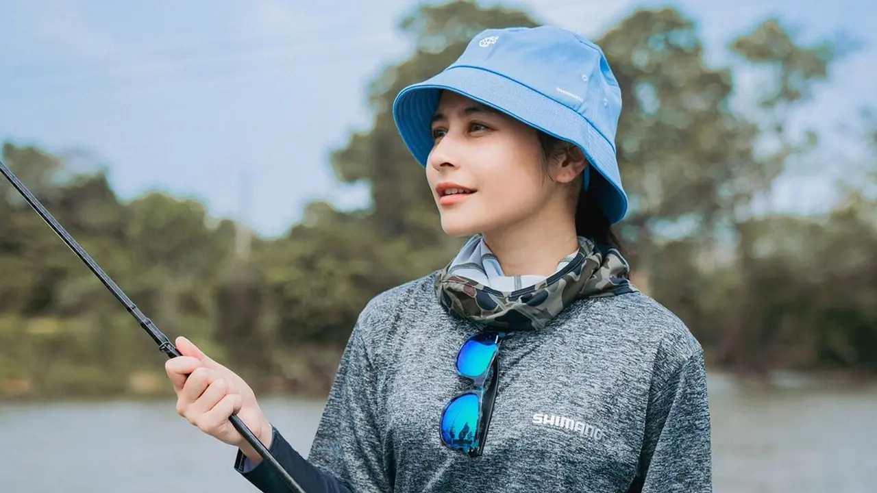 Prilly Latuconsina