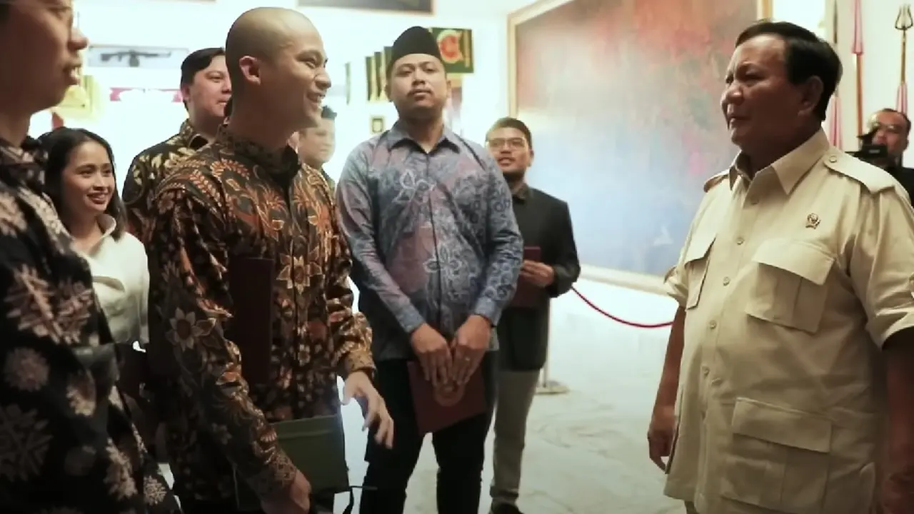 Prabowo Subianto dan Belasan Influencer