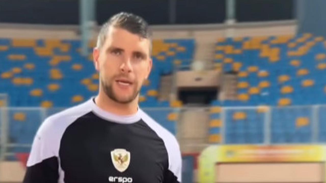 ⁠Ucapan Random Skuad Garuda Sebelum Latihan di Stadion Qingdao, Maarten Paes Paling Kocak