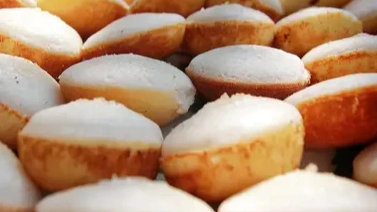 Cara Mudah Membuat Kue Apem Beras yang Empuk dan Lembut di Rumah