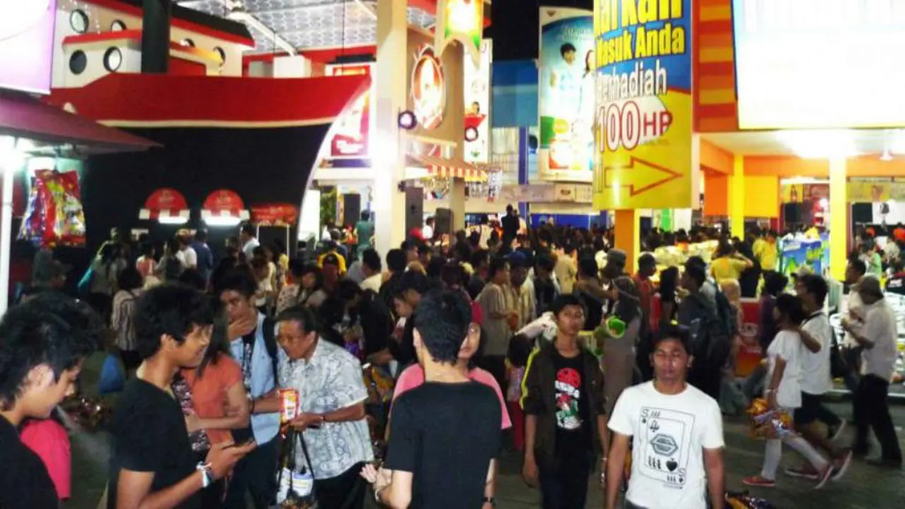 Tipe Pengunjung yang Pasti Kamu Temui di Jakarta Fair 2015