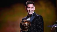 Memang ada benarnya istilah yang menyebut jika mempertahankan gelar itu lebih berat dibandingkan merebutnya. Istilah ini seakan berlaku bagi 5 pemain berikut yang gagal mempertahankan gelar Ballon d'Or, bahkan tak masuk nominasi usai tampil buruk di tahun atau musim berikutnya. Kelimanya mayoritas gagal akibat tak mampu mengimbangi raihan positif di level klub dengan saat membela timnas. Berikut daftar kelima pemain tersebut. (AFP/Franck Fife)