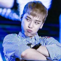 Seungri BIGBANG mengadakan konser perdanannya sebagai solois pada 5 Agustus kemarin di Jangchung Gymnasium, Seoul. (SBS)