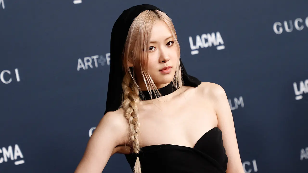 Rose Blackpink Tampil Anggun Nan Seksi di LACMA Art+Film Gala