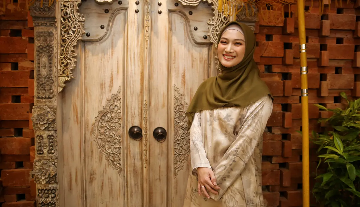 Melody Nurramdhani Laksani di Senayan City, Jumat (17/1/2020). (Adrian Putra/Fimela.com)