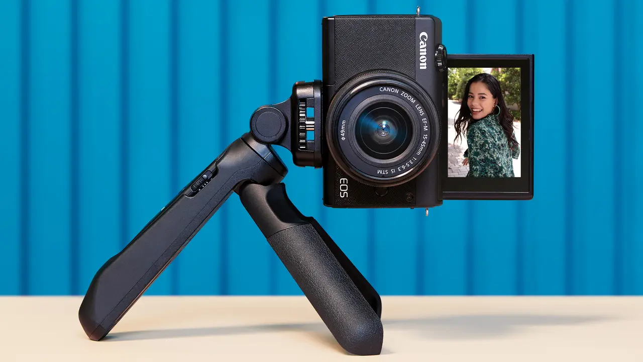 Canon EOS M200