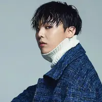 "G-Dragon dirawat di rumah sakit setelah menjalani operasi pergelangan kaki. Kebanyakan yang menjenguk adalah keluarga dan teman dekat. Tidak ada staff yang menjenguknya," ujar YG Entertainment. (Foto: Soompi.com)