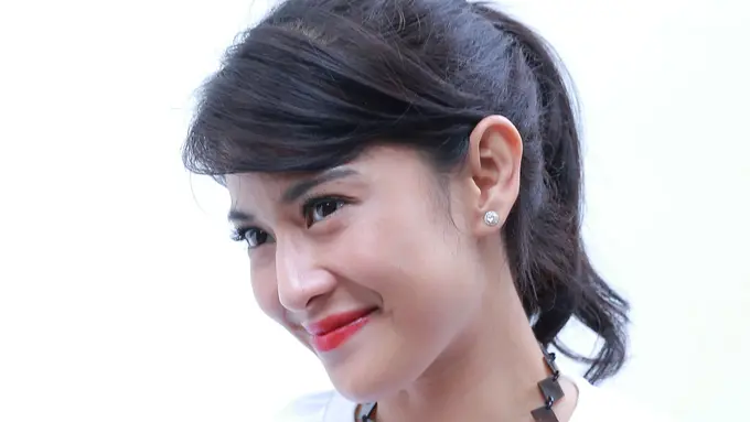 [Bintang] Dian Sastrowardoyo