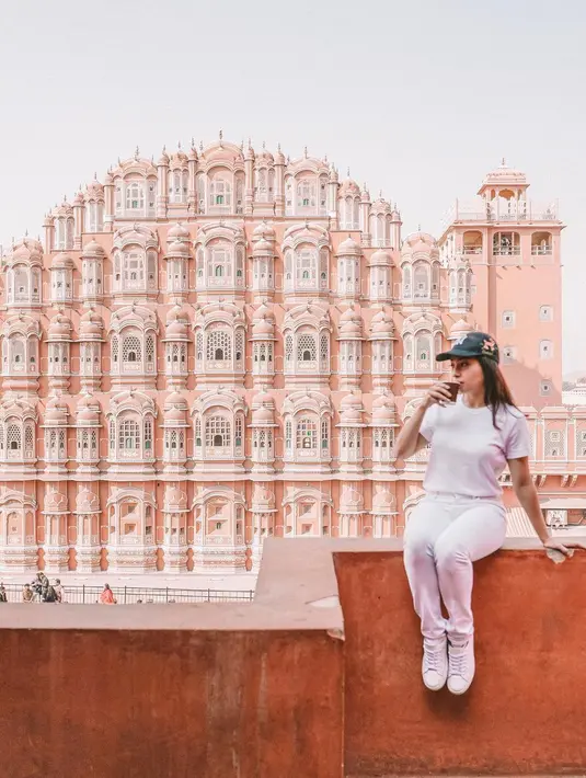 (Instagram/nikitawillyofficial94)