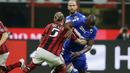 Bermain di San Siro, Senin (13/4/2015) dini hari WIB, AC Milan mendapatkan perlawanan sengit dari Sampdoria. Bahkan di babak pertama, Milan harus puas bermain imbang 0-0. (AP/Luca Bruno)