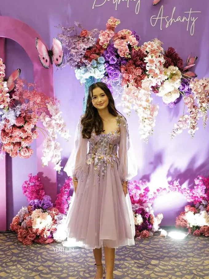 [Fimela] Sarah Menzel