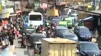 Libur Sekolah, Pantai Anyer dan Bandung Macet