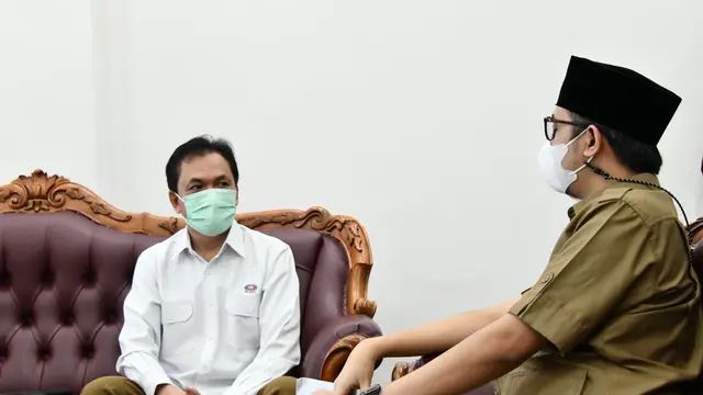 Pastikan Ketersedian BBM Jelang Idul Fitri. BPH Migas Serahkan Kuota BBM ke Walikota Bukittinggi