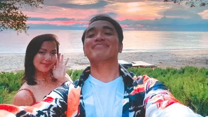 Dipha Barus dan Istri