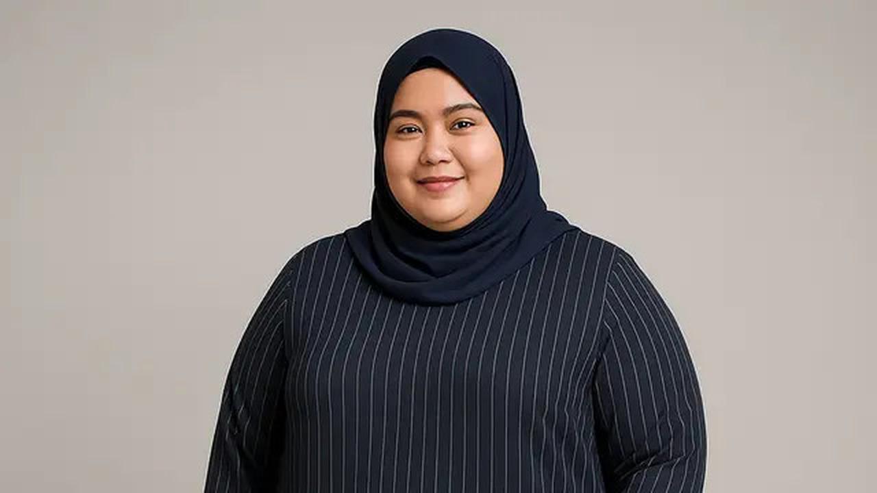 7 Rekomendasi Gamis Salur untuk Orang Gemuk, Lengkap dengan Tips Memilihnya agar Tampil Langsing