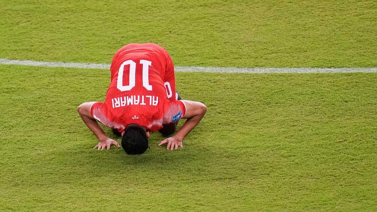 FOTO: Yordania Tersingkir Setelah Takluk  1-2 dari Aljazair