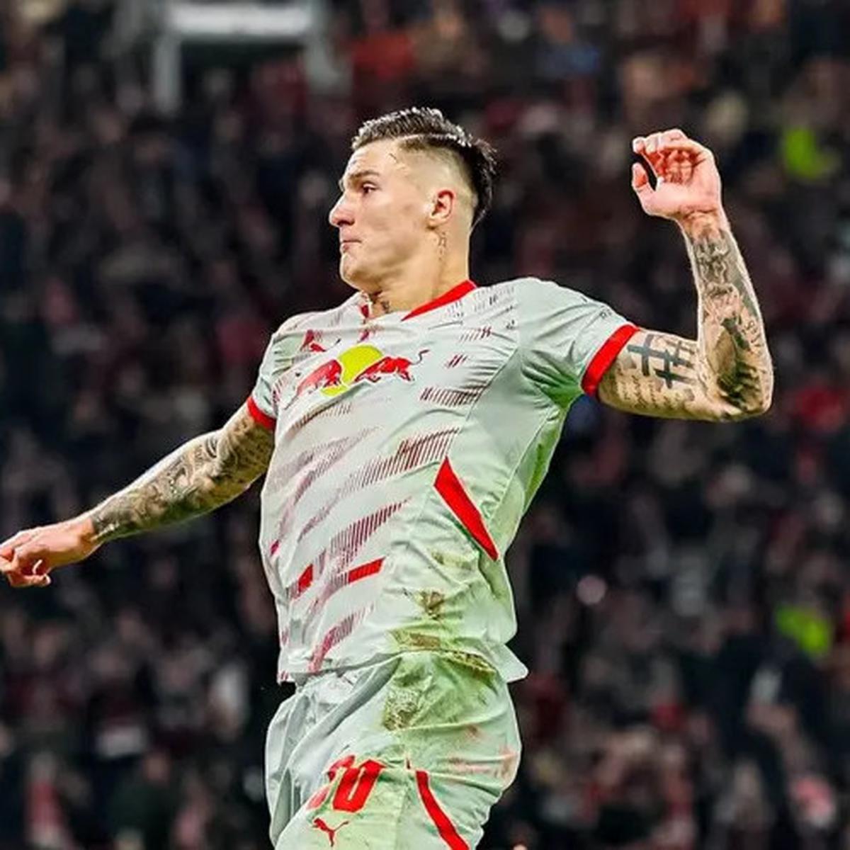 Leipzig Tolak Tawaran Newcastle untuk Benjamin Sesko, MU Siap Menelikung
