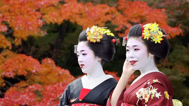 Geisha magang atau maiko di Kyoto, Jepang (AFP)