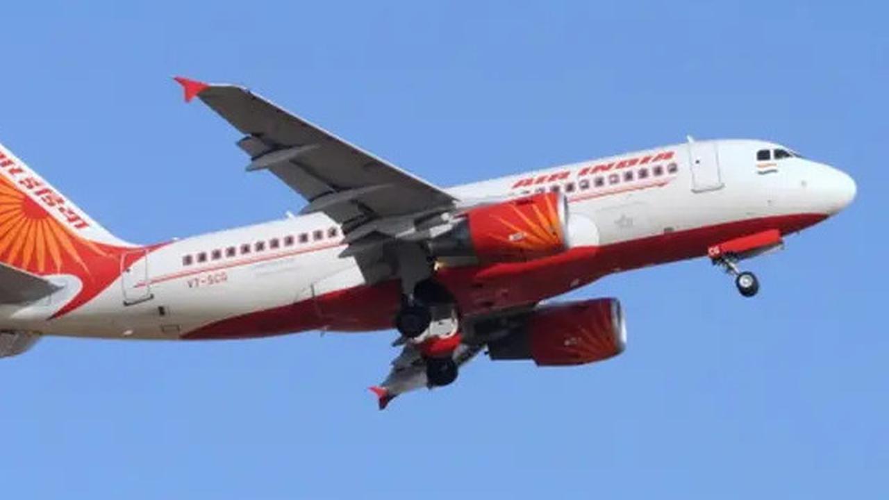 Data dari Flightradar24, Pesawat Air India Jatuh dengan Kecepatan Vertikal 144,8 Meter per Menit