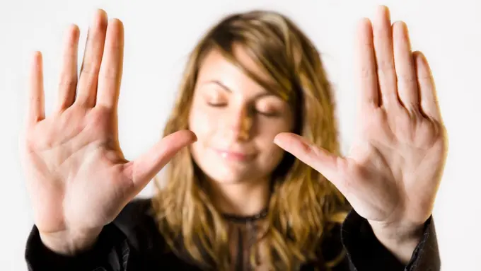 [Bintang] Urusan Maaf Jadi Mahal sama 3 Zodiak Ini