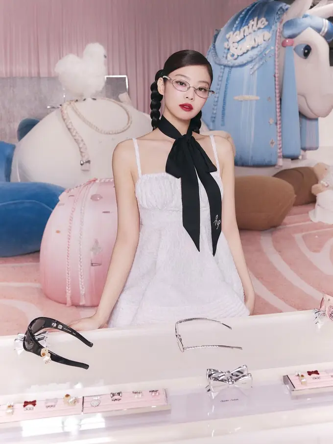 Jennie BLACKPINK Buktikan “Sold Out Queen”, Intip Deretan Jejak Kolaborasinya yang Selalu Laris Manis