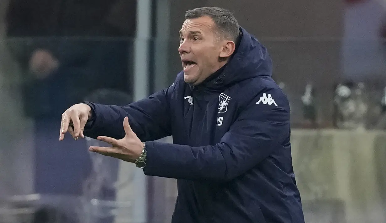 Andriy Shevchenko. Eks striker AC Milan yang memulai debut manajer di level klub bersama Genoa pada 7 November 2021 ini hanya bertahan 9 laga di Serie A. Ia dipecat pada 15 Januari 2022 usai hasil buruk nir kemenangan dalam 9 laga, 3 kali imbang dan 6 kali kalah. (AP/Antonio Calanni)
