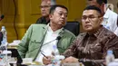 Dia menyebutkan dari 17 desa yang dilalui pagar laut Tangerang, hanya dua desa yang ada SHGB (Sertifikat Hak Guna Bangunan). Di antaranya Desa Karang Serang dan Desa Kohod. (Liputan6.com/Angga Yuniar)