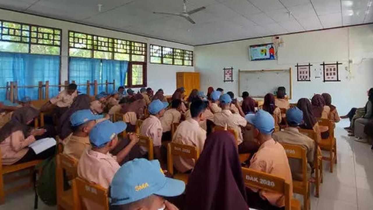 Penjelasan Pemerintah soal TNI-Polri Ikut MPLS di Jawa Barat