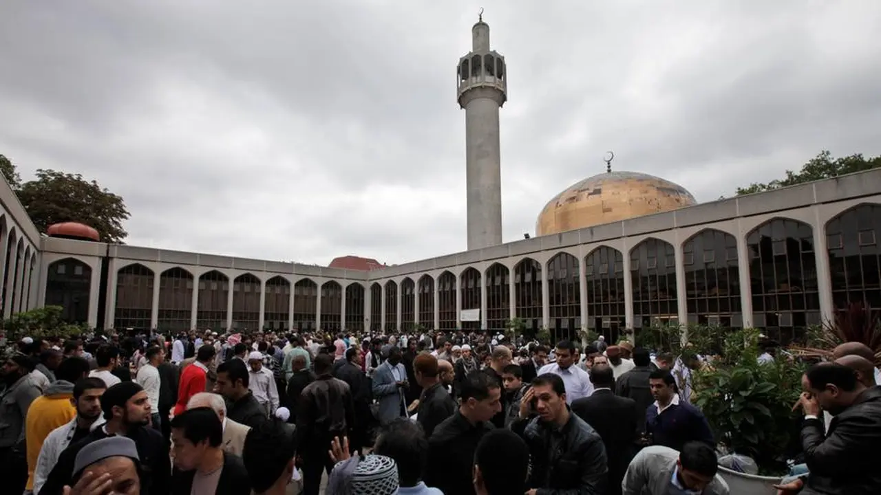 Masjid London Timur.
