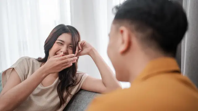 couple desember lagi jatuh cinta