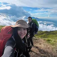 Febby Rastanty mendaki Gunung Merbabu (Instagram/febbyrastanty)