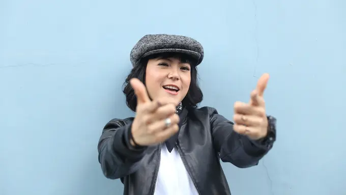 [Bintang] Poppy Sovia