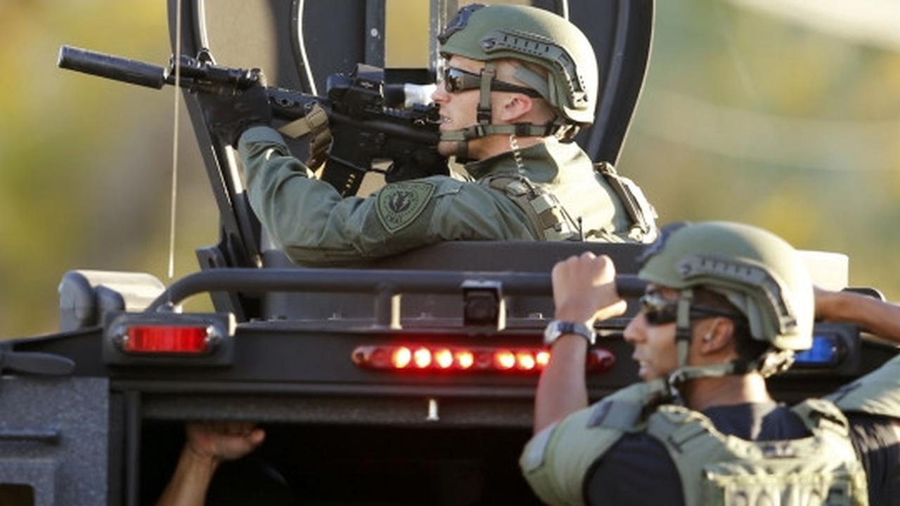 Aksi polisi AS kejar pelaku penembakan California bak film laga