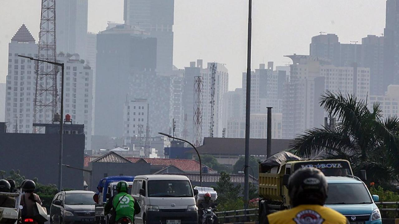Koalisi Ibu Kota menilai, buruknya kondisi udara sebagai fakta tidak seriusnya pemerintah dalam upaya mengatasi perbaikan kualitas udara.