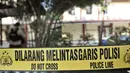 Garis polisi terpasang menuju gedung forensik Rumah Sakit Polri, Kramatjati, Jakarta Timur, Rabu (9/5). Penjagaan super ketat diberlakukan di mana jenazah korban kerusuhan rutan Mako Brimob Kelapa Dua dibawa ke RS Polri. (Merdeka.com/Iqbal S. Nugroho)