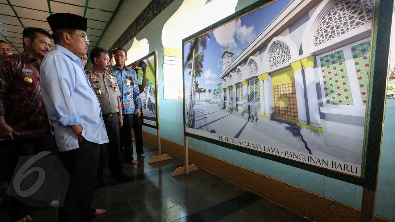 Jusuf Kalla Tinjau Masjid Tempat Mengaji Dirinya Waktu Kecil